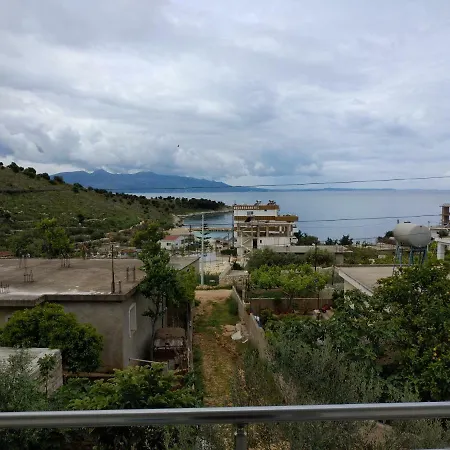 ヴィラ Sarande Villa